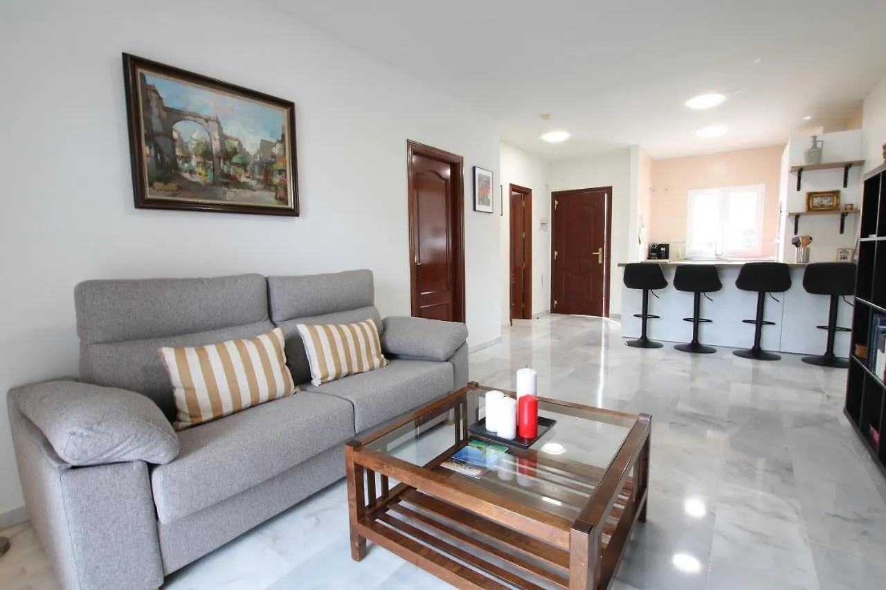 Tess Apartamento Buganvilla Lauro Golf Malaga